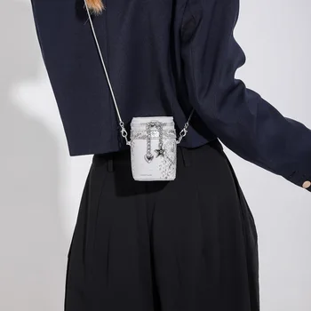 Женские сумки через плечо Модная мини-сумка через плечо 2023 Новая летняя осенняя модная сумка с нишевым дизайном на цепочке через плечо
